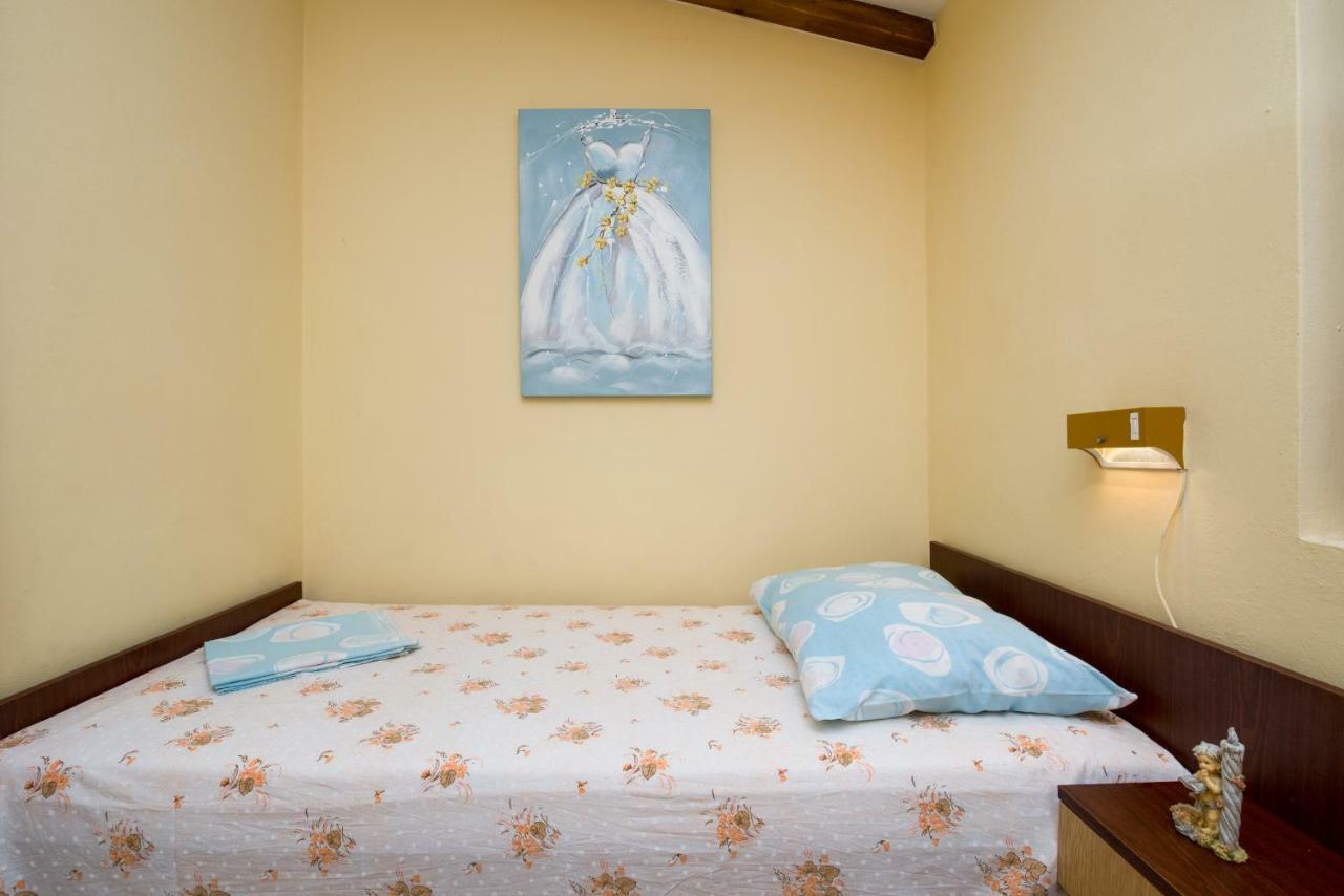 Ilas Dugi Otok Sali Exterior foto